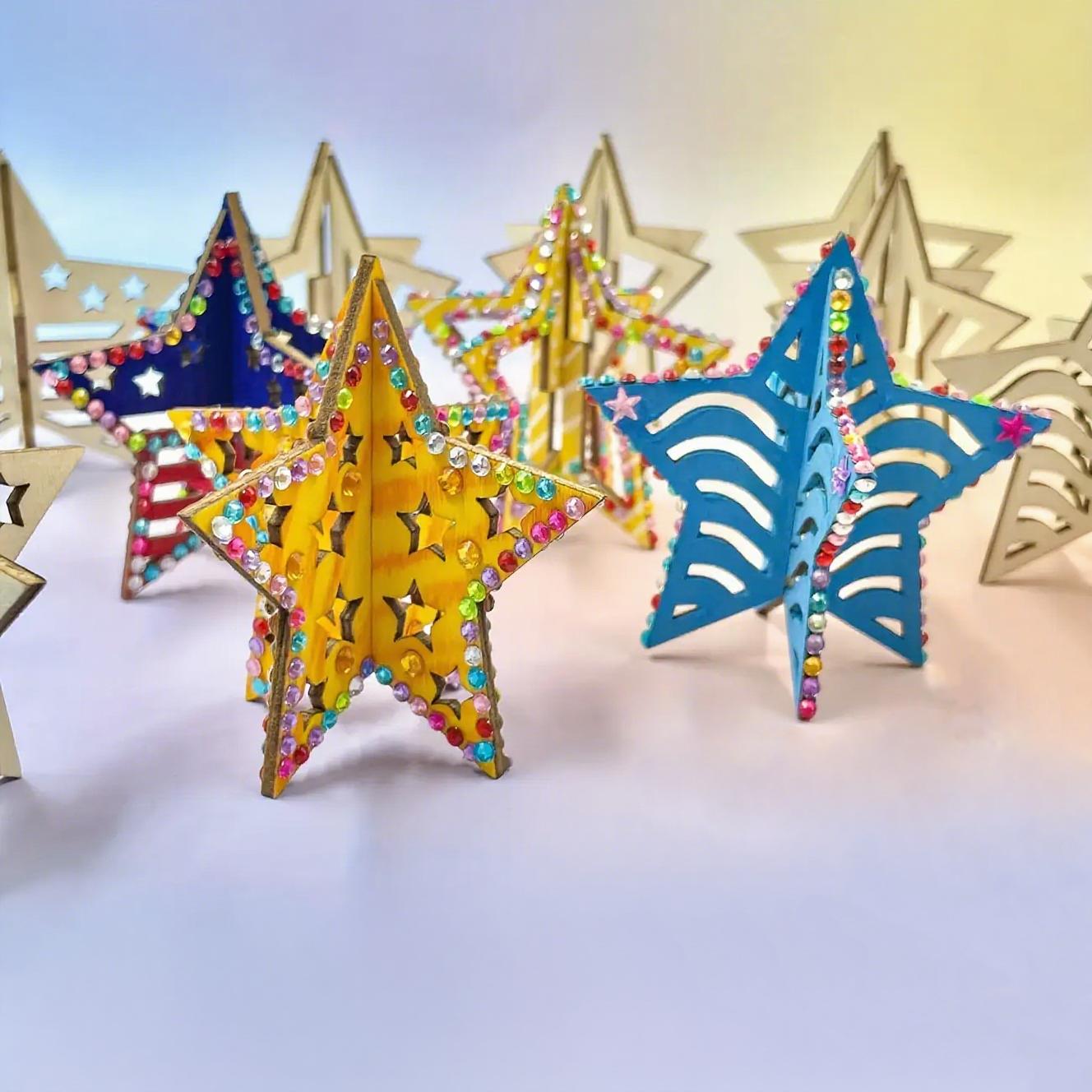 Étoiles 3D en bois brut non décorées – Lot de 24 décorations DIY à personnaliser