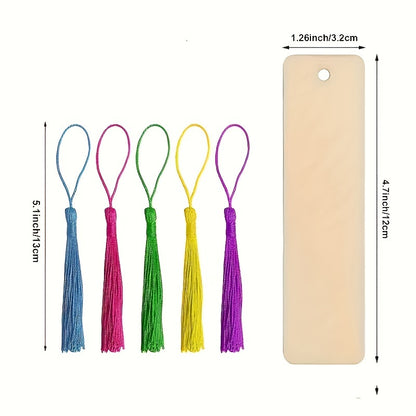 Kit de 25 marque-pages en bois brut avec pompons colorés à personnaliser.
